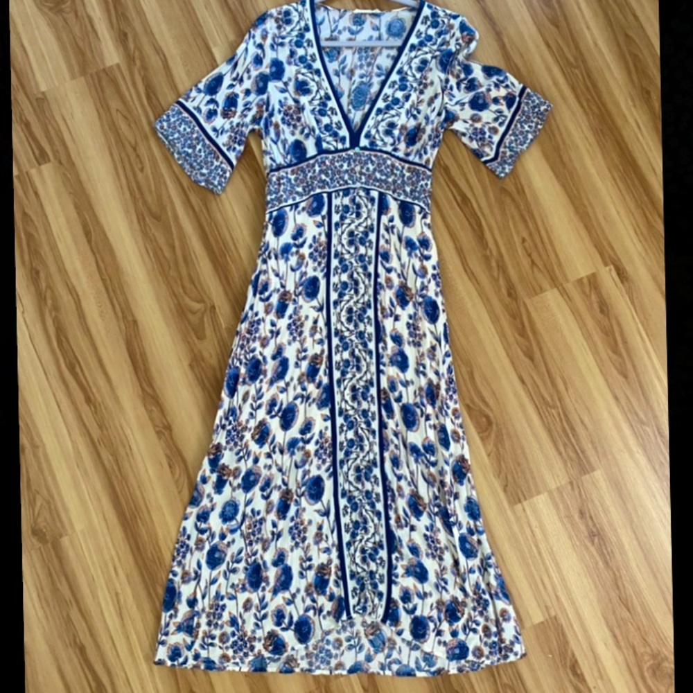 Open V-Neck Maxi Dress, Size L